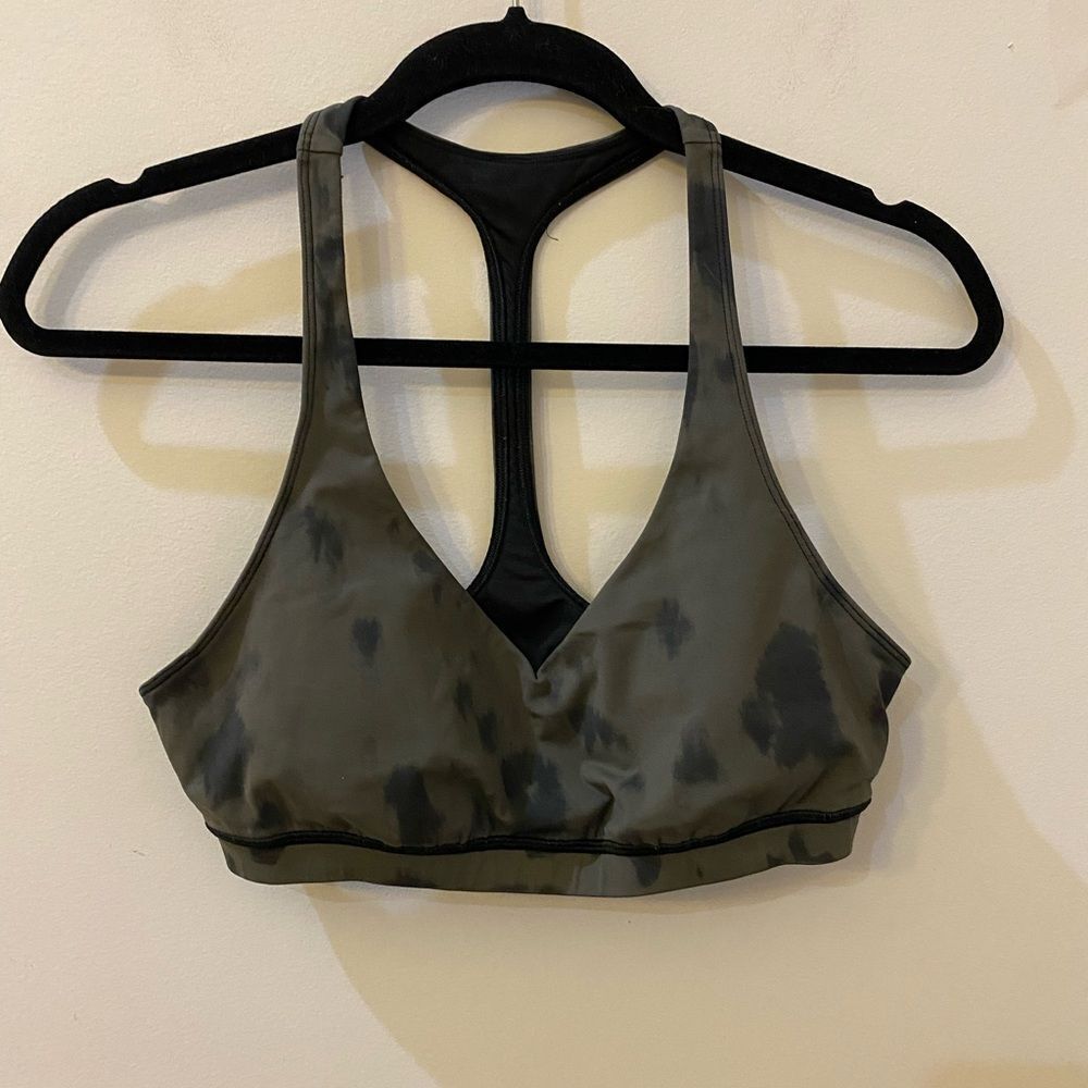 Lululemon Camo Y-Back Sports Bra Women’s Size 10